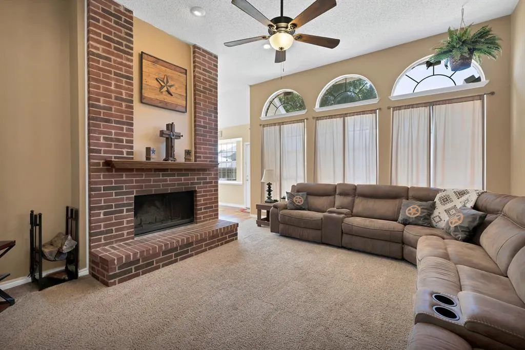 1400 Blackburn Lane
