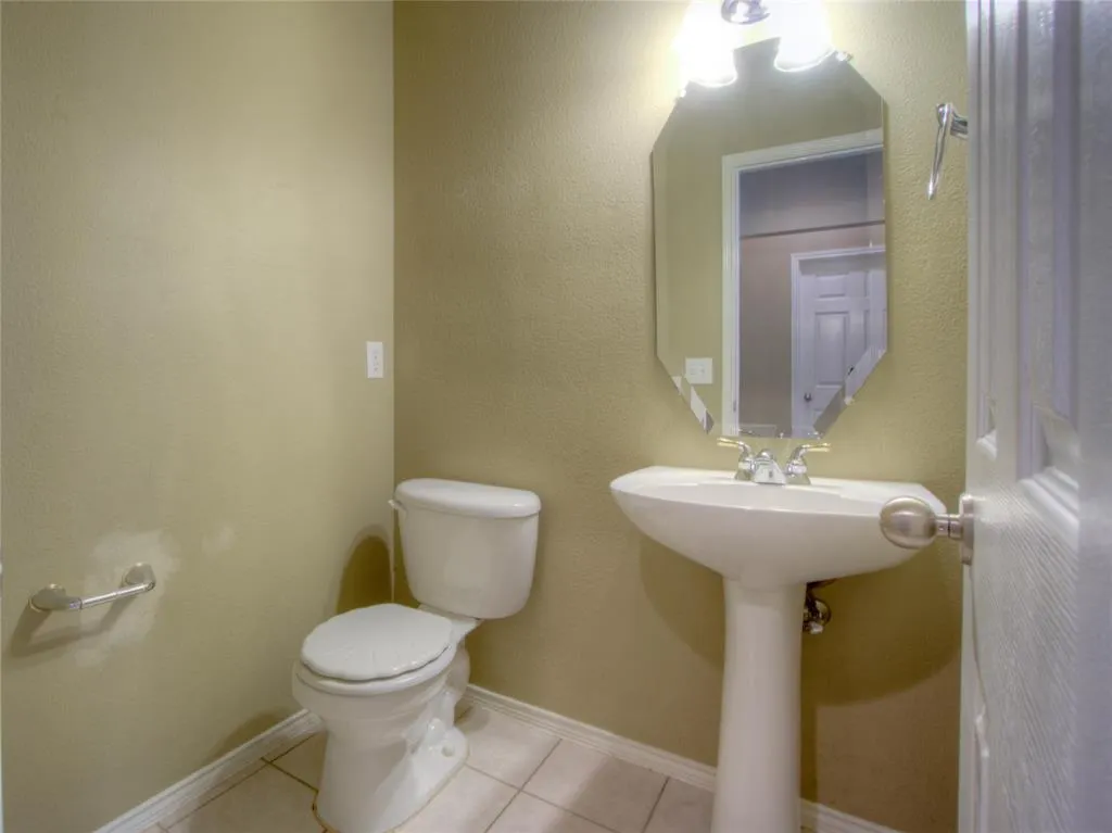 11161 Balcones Drive