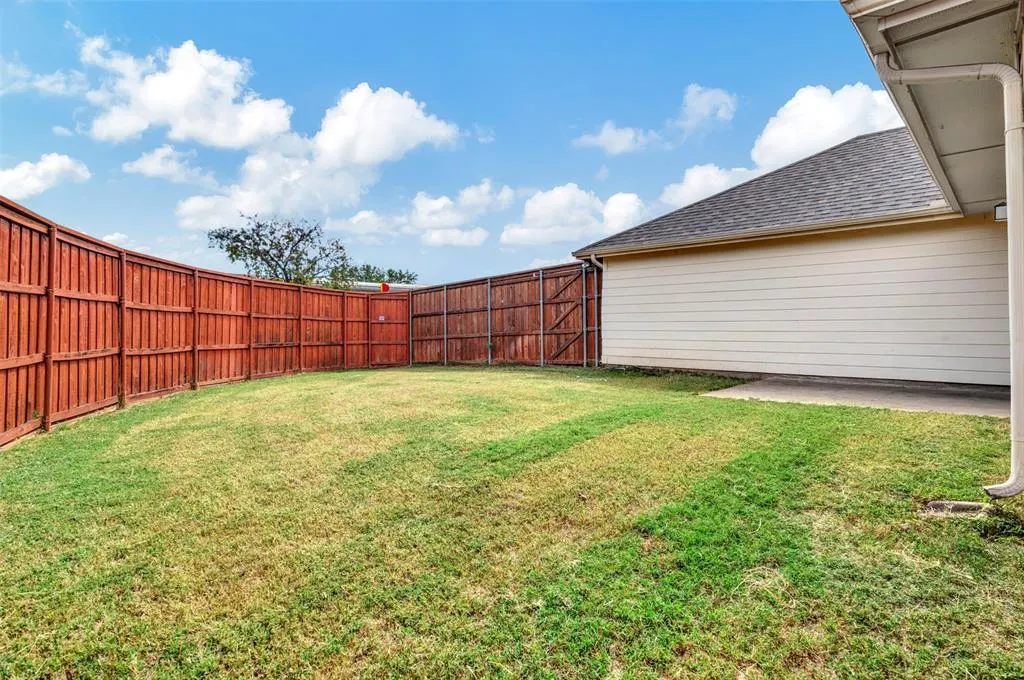 1728 River Oaks Drive