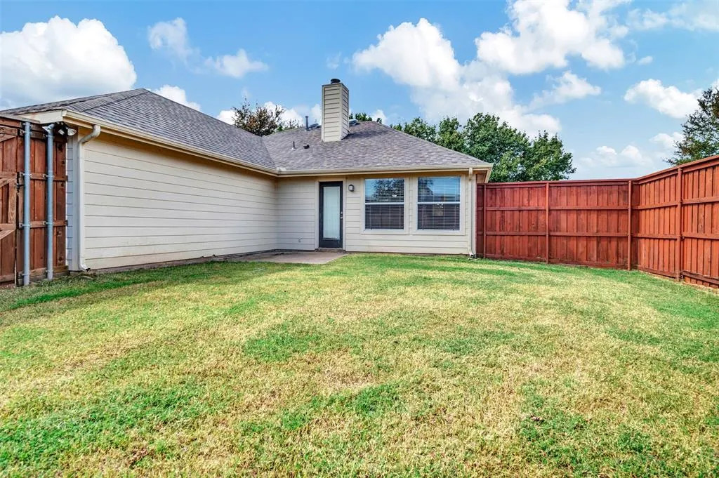 1728 River Oaks Drive