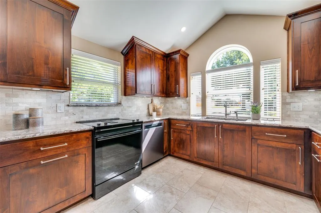 3501 Nova Trail