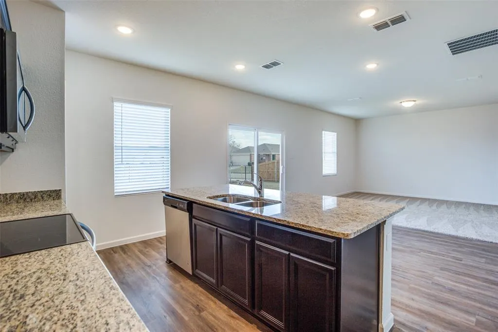 209 Briar Cove