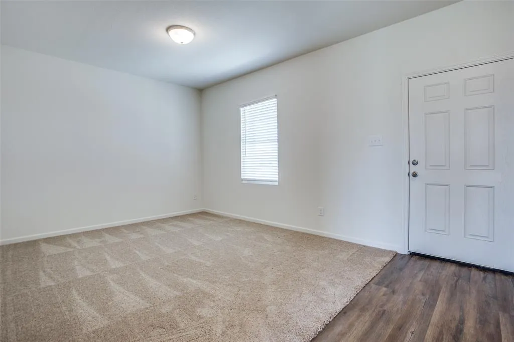 209 Briar Cove