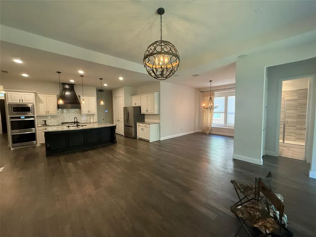 2113 Caroline Street