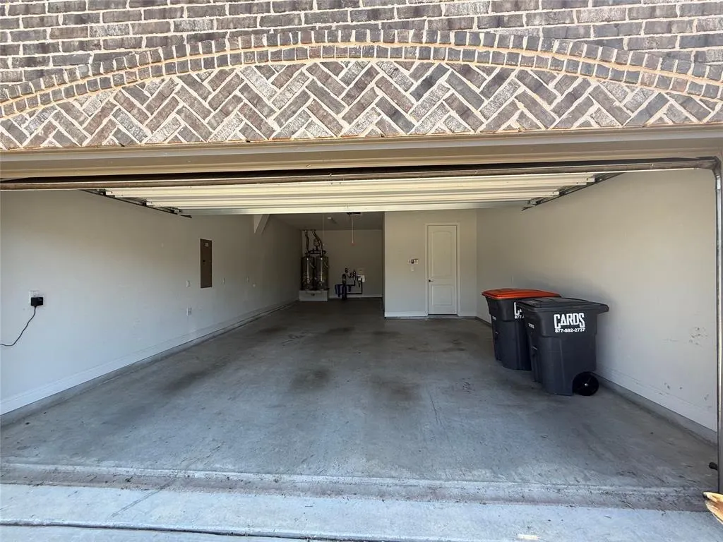 2113 Caroline Street