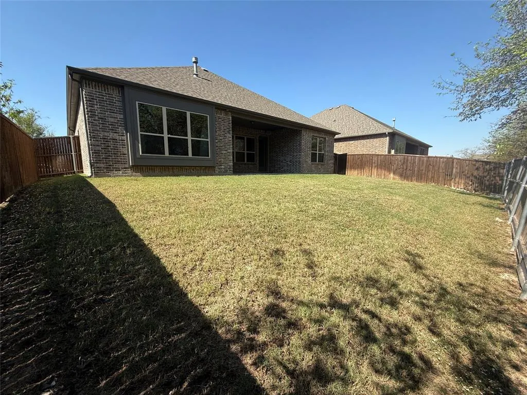 2113 Caroline Street