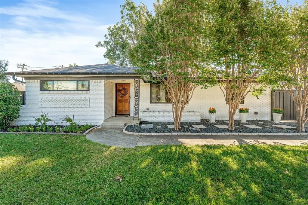 303 Nottingham Drive