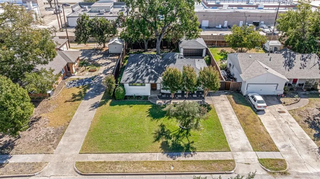 303 Nottingham Drive
