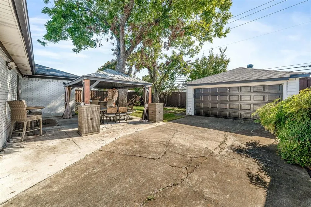 303 Nottingham Drive