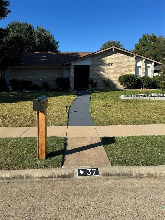 37 Merrie Circle