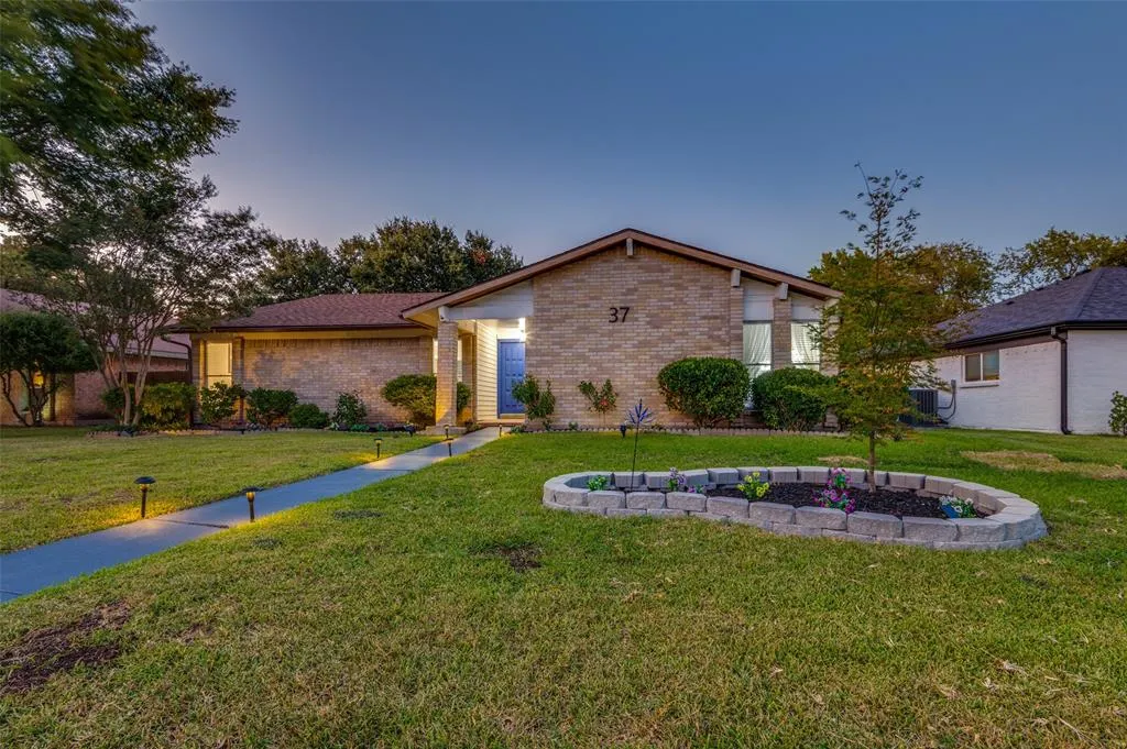 37 Merrie Circle