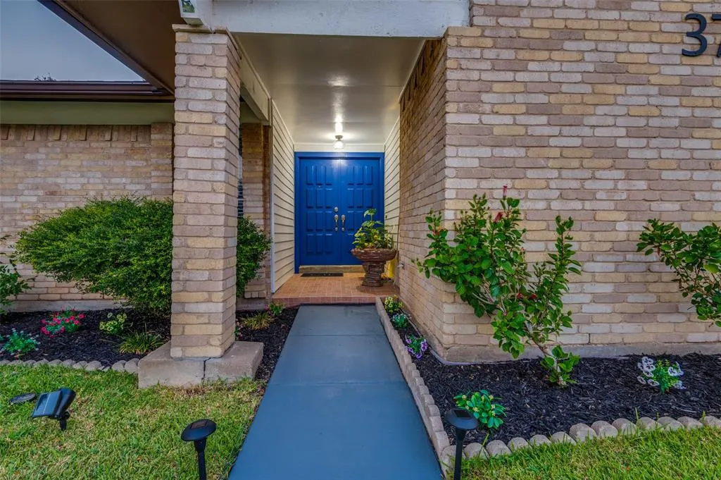 37 Merrie Circle
