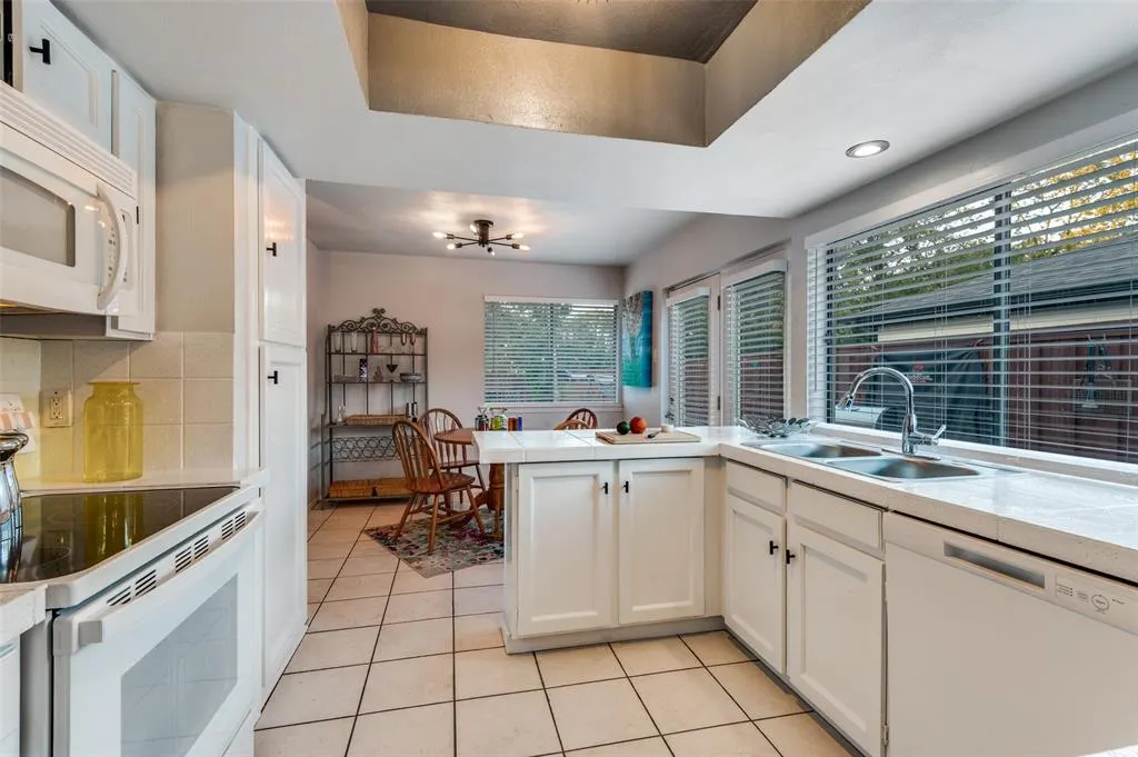 37 Merrie Circle