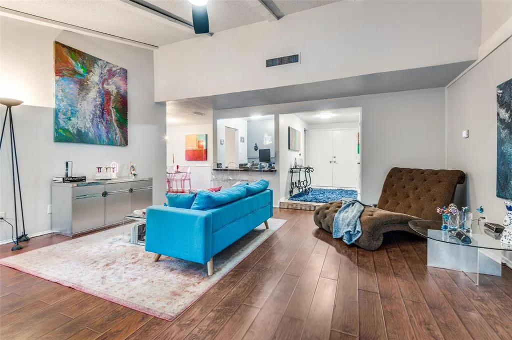37 Merrie Circle