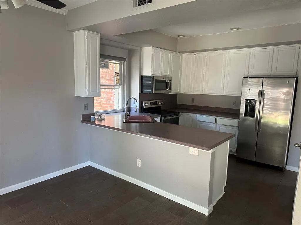 2305 Treyburn