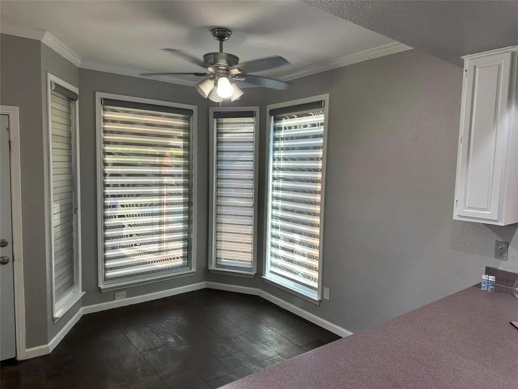 2305 Treyburn