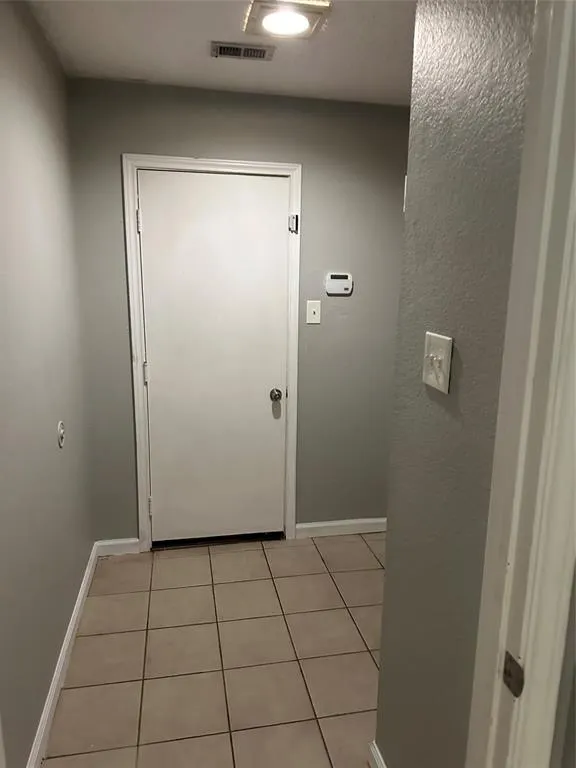 2305 Treyburn