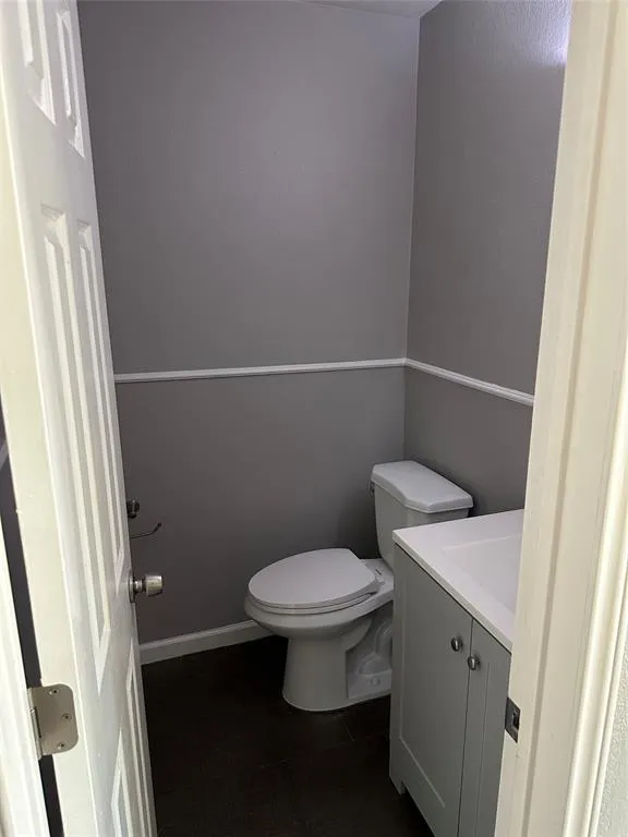 2305 Treyburn