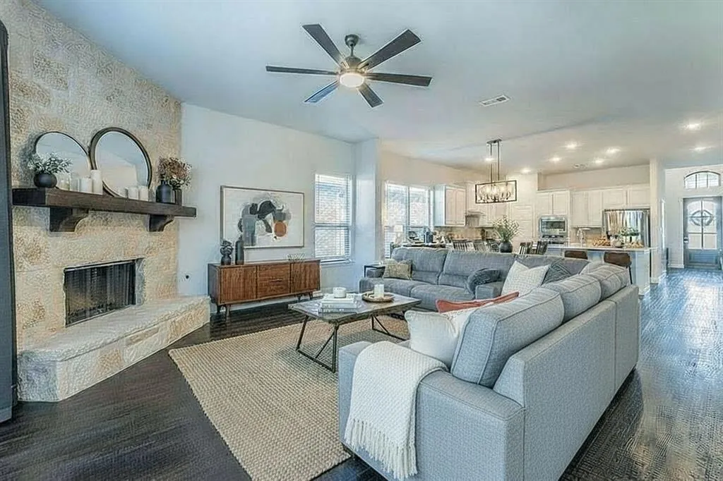 16421 Garden Drive