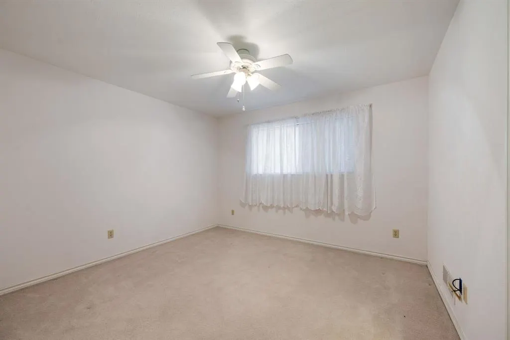 3609 Knob Hill Drive