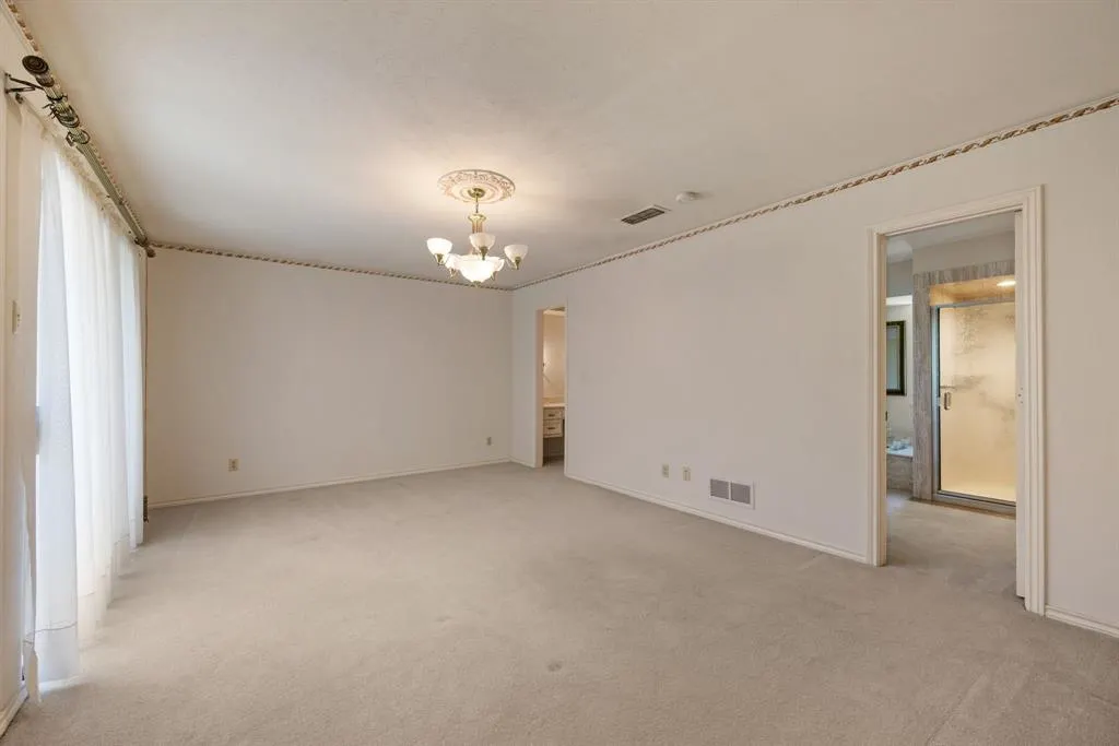 3609 Knob Hill Drive