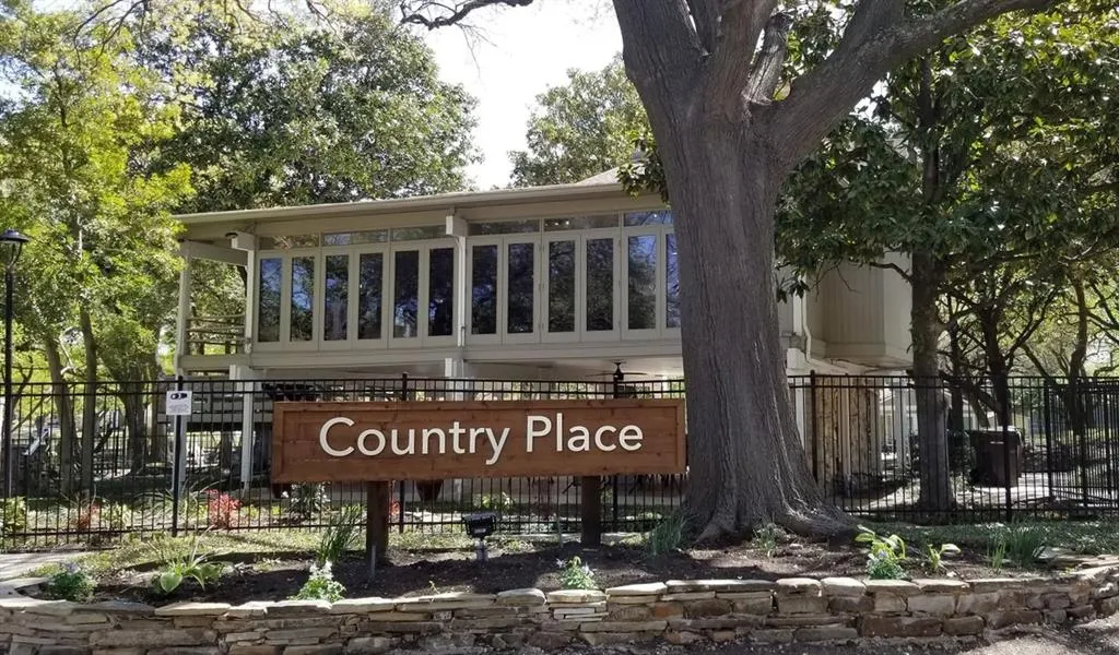 3609 Knob Hill Drive