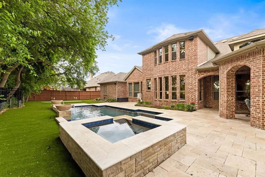 981 Deer Run Lane
