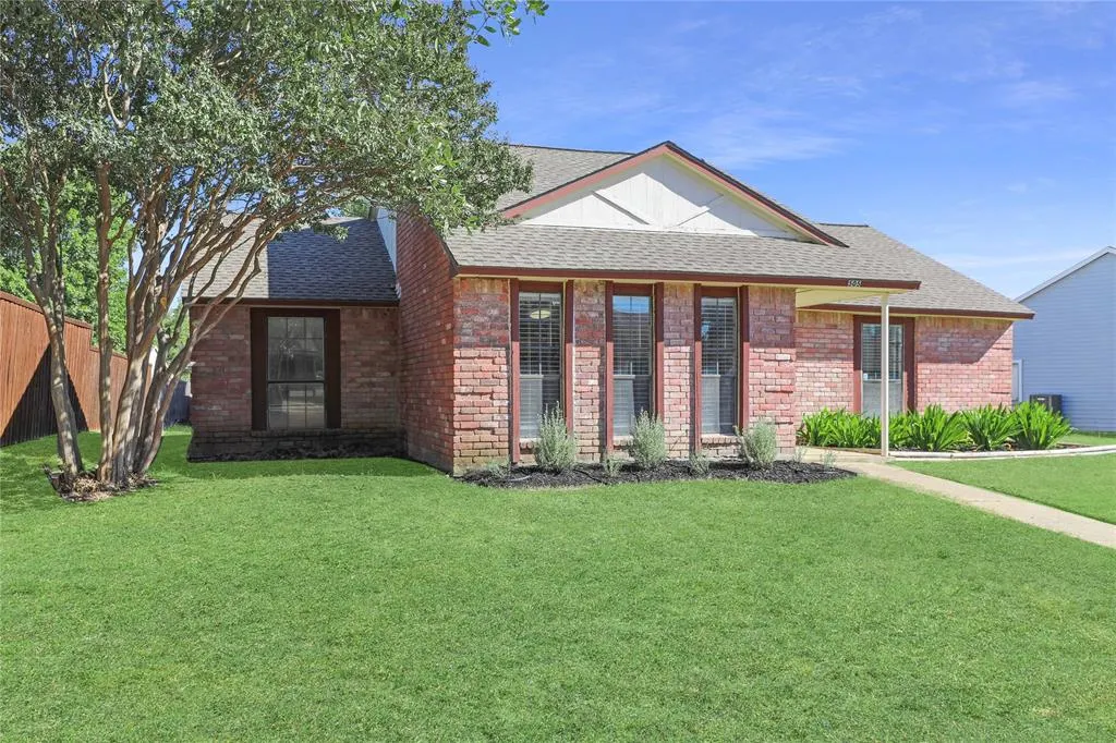 505 Willow Oak Street