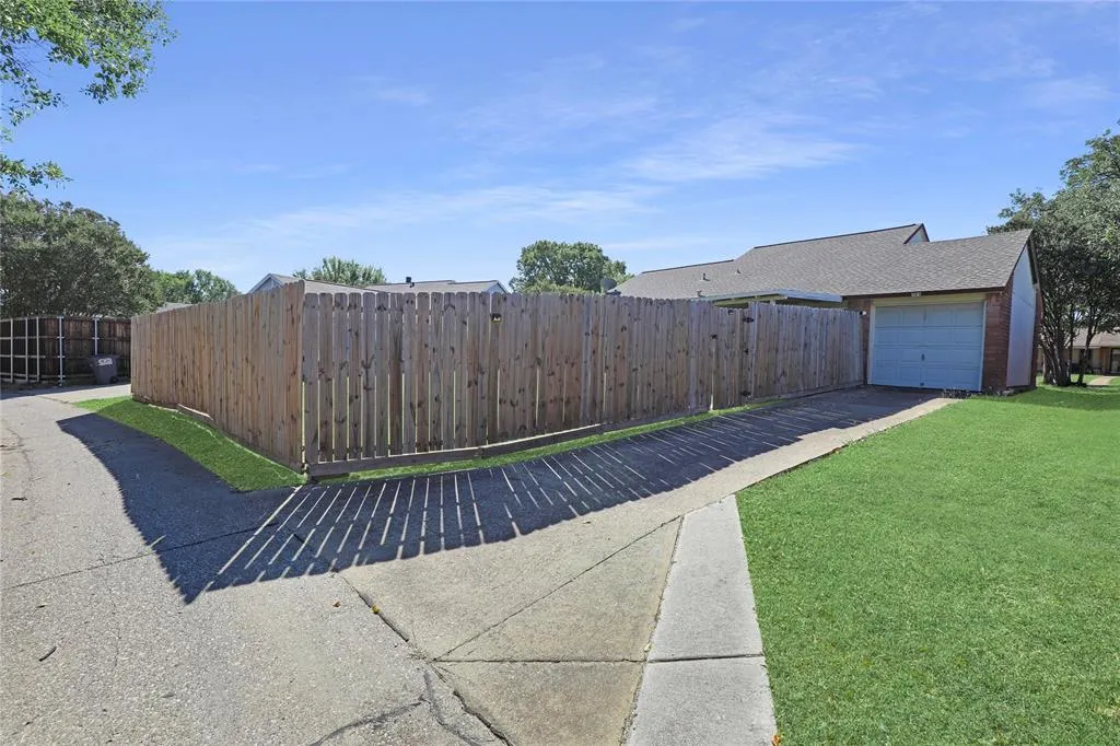505 Willow Oak Street