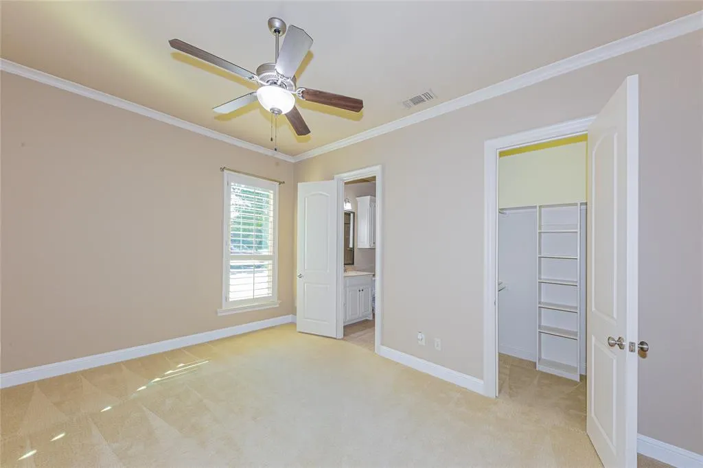 2161 Meadow View Drive