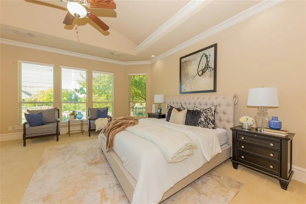 2161 Meadow View Drive