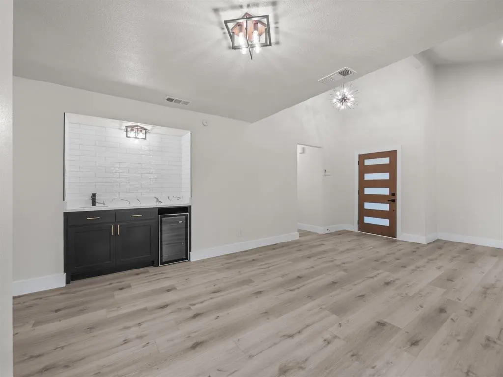 2127 Wheaton Drive