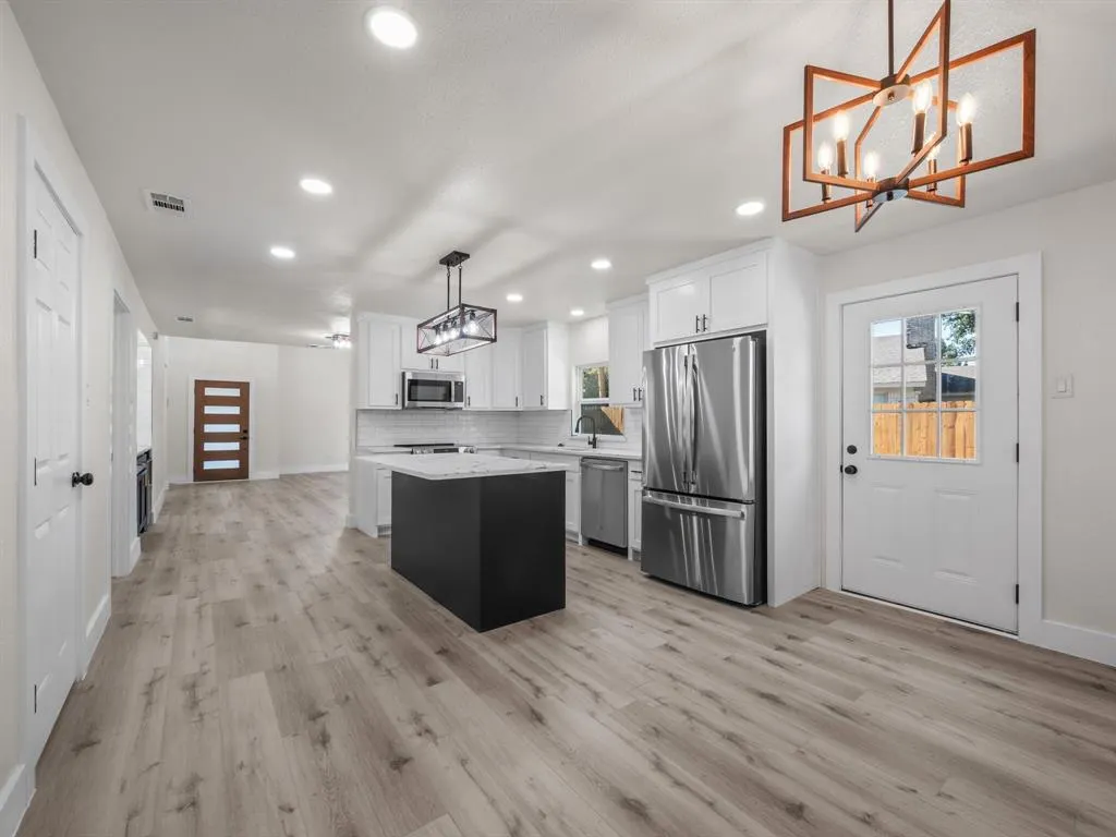 2127 Wheaton Drive