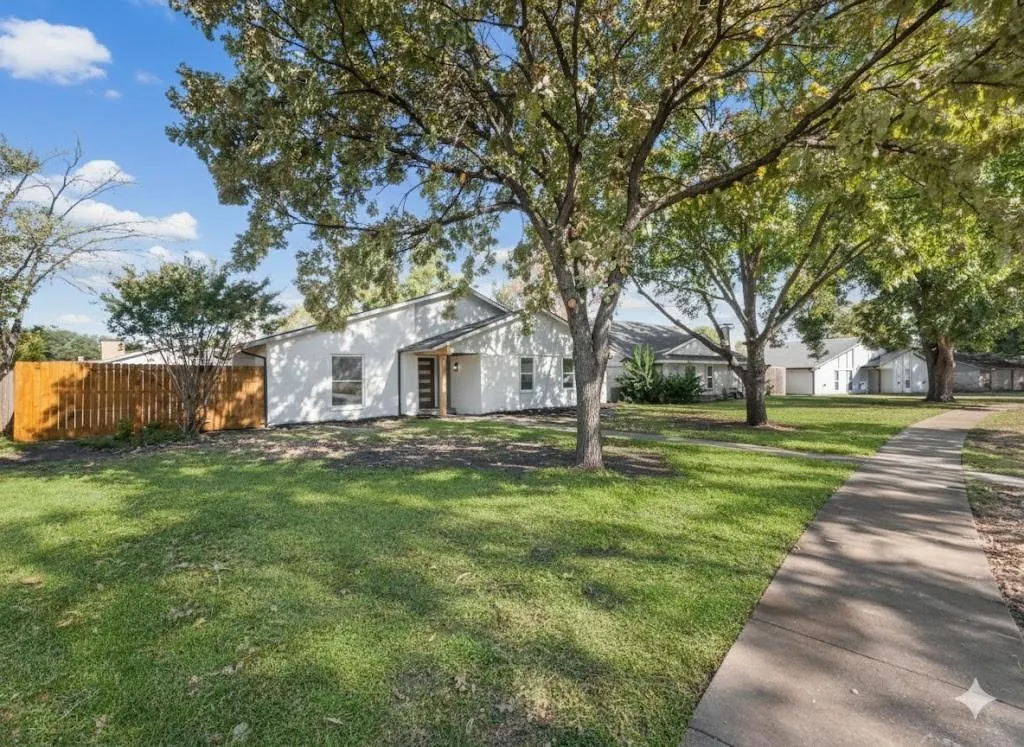 2127 Wheaton Drive
