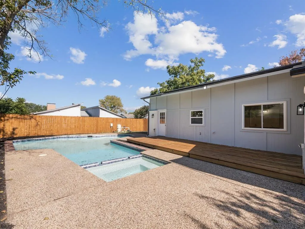 2127 Wheaton Drive