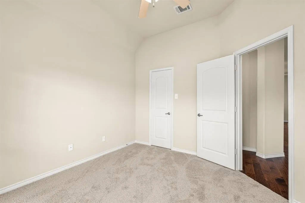 1825 Sanderlain Lane