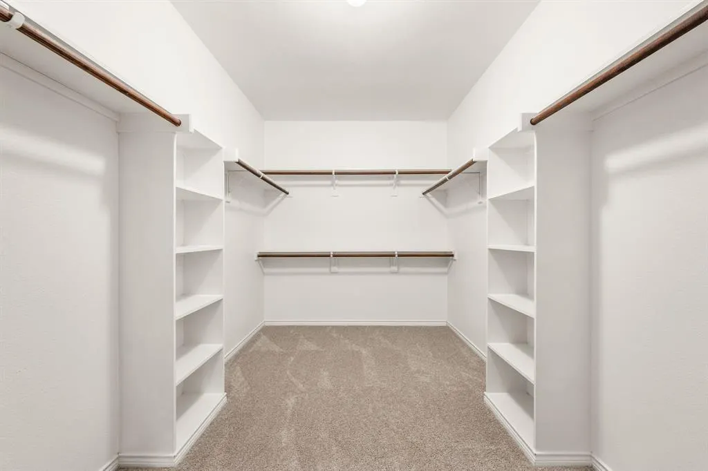 1825 Sanderlain Lane