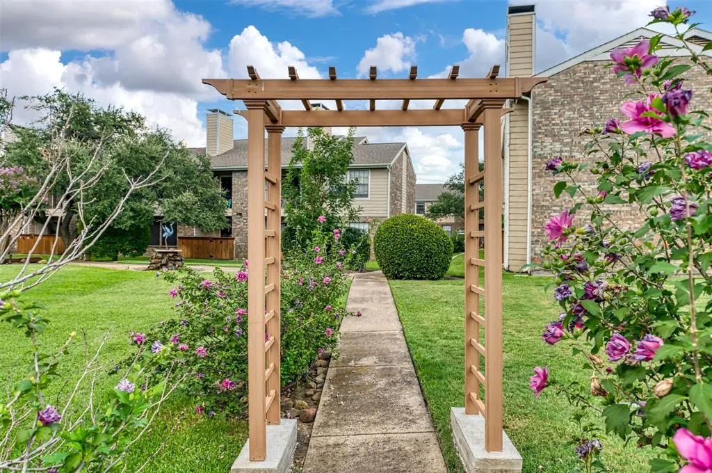 4748 Old Bent Tree Lane, #1601