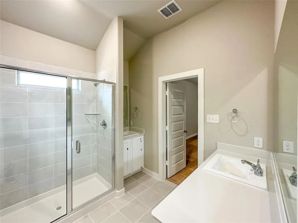 4710 Hunter Hurst Drive