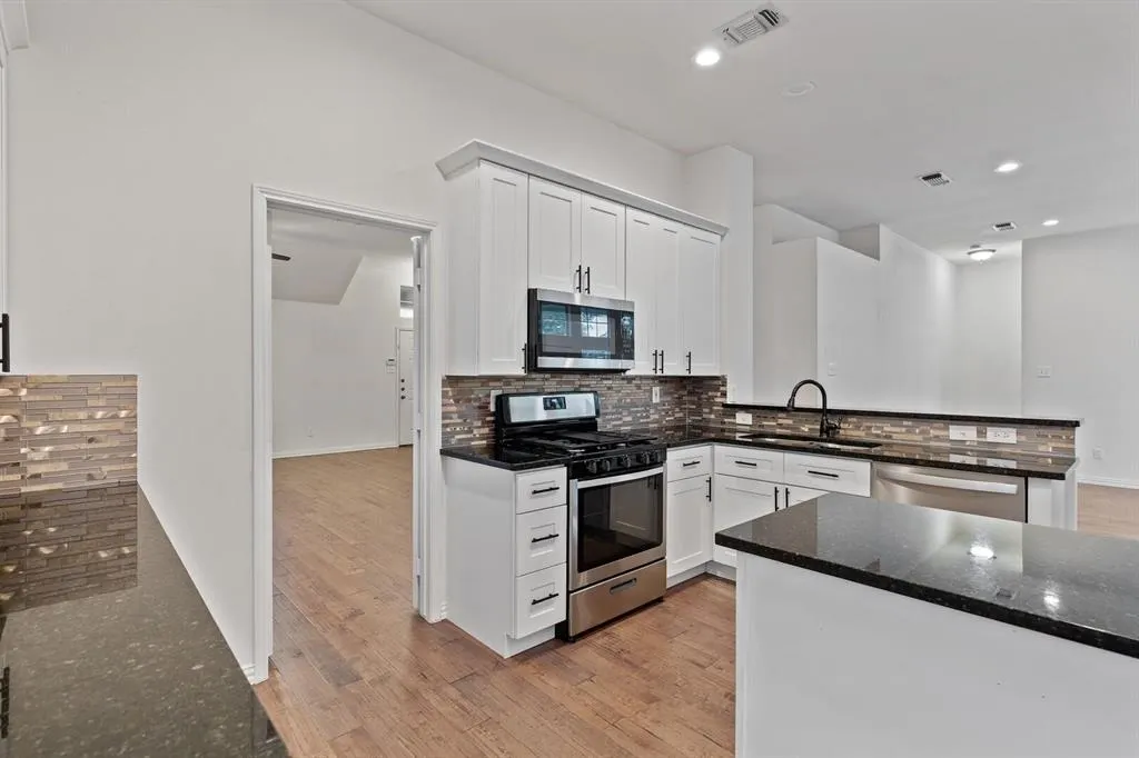 7724 Orly Court