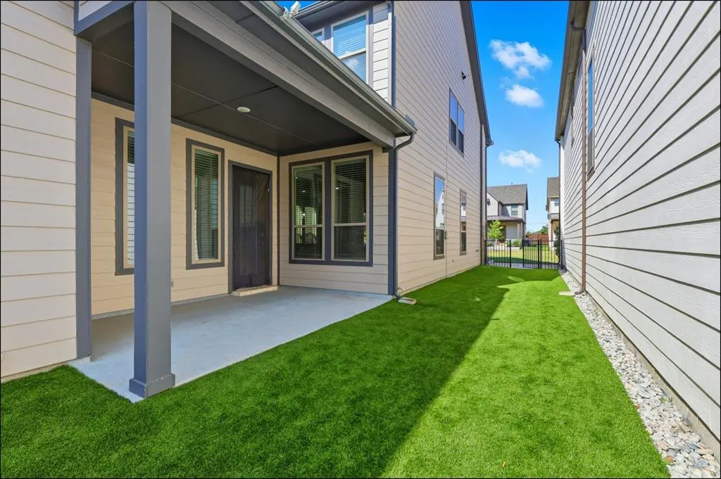 4126 Hap Arnold Mews