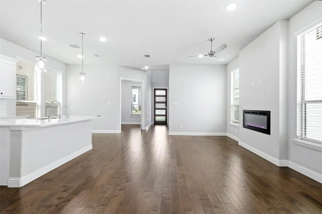 4126 Hap Arnold Mews