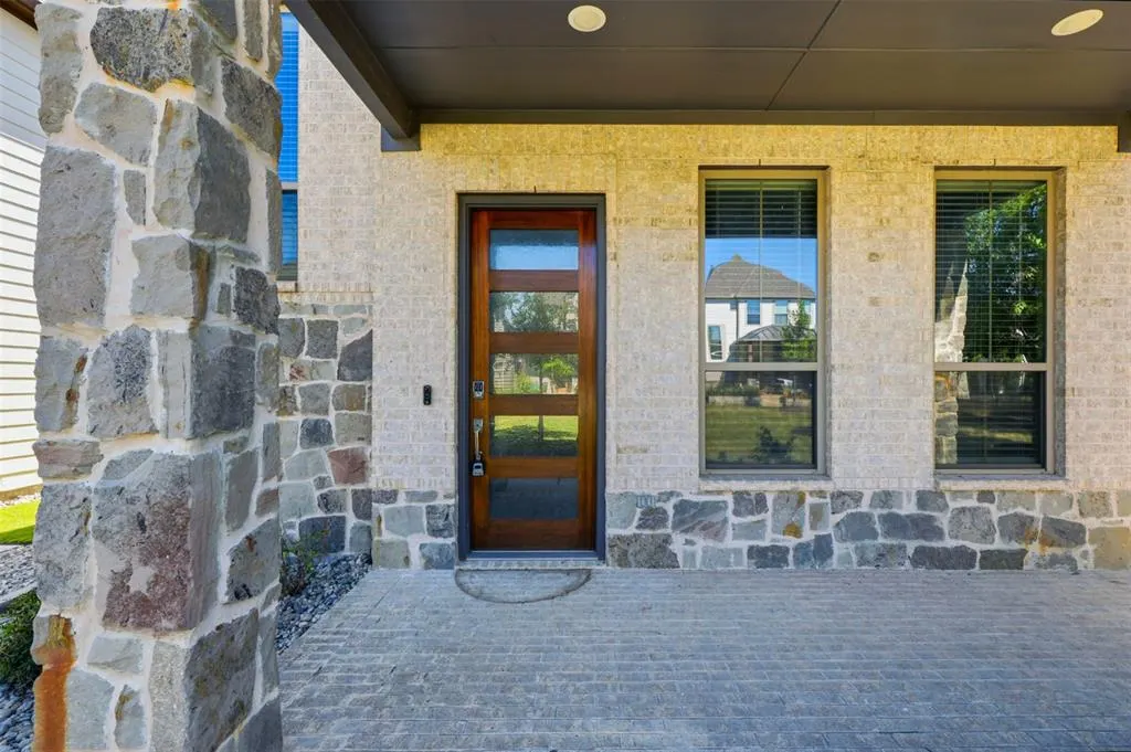 4126 Hap Arnold Mews