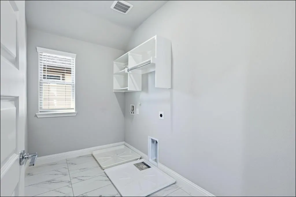 4126 Hap Arnold Mews