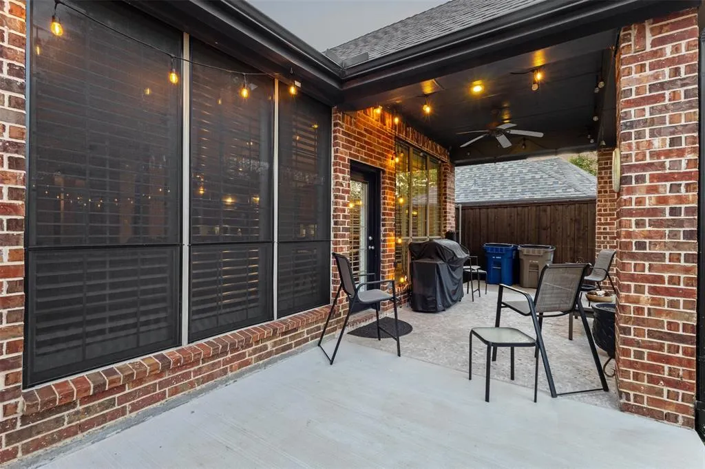 2609 Timberhollow Drive