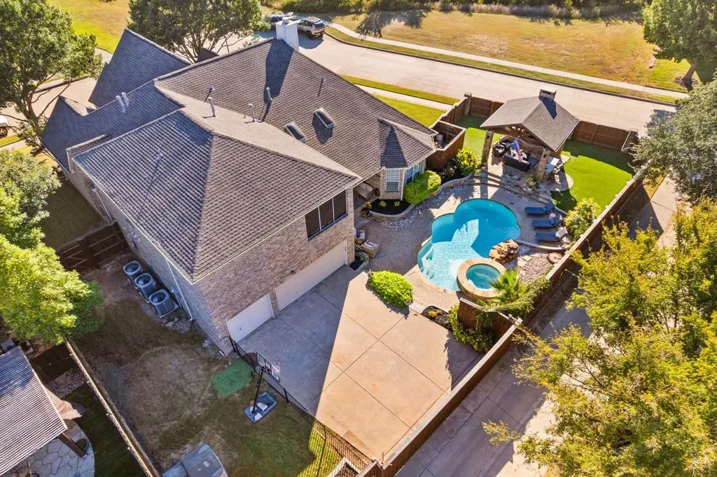 15214 Forest Haven Lane