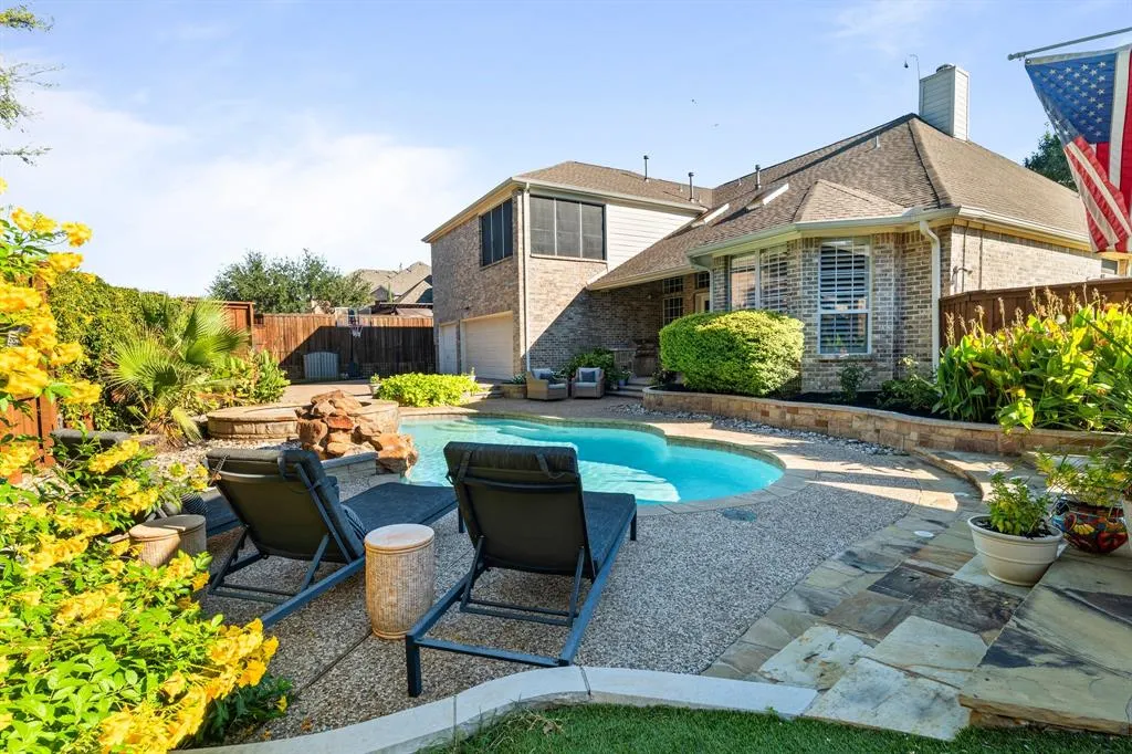 15214 Forest Haven Lane