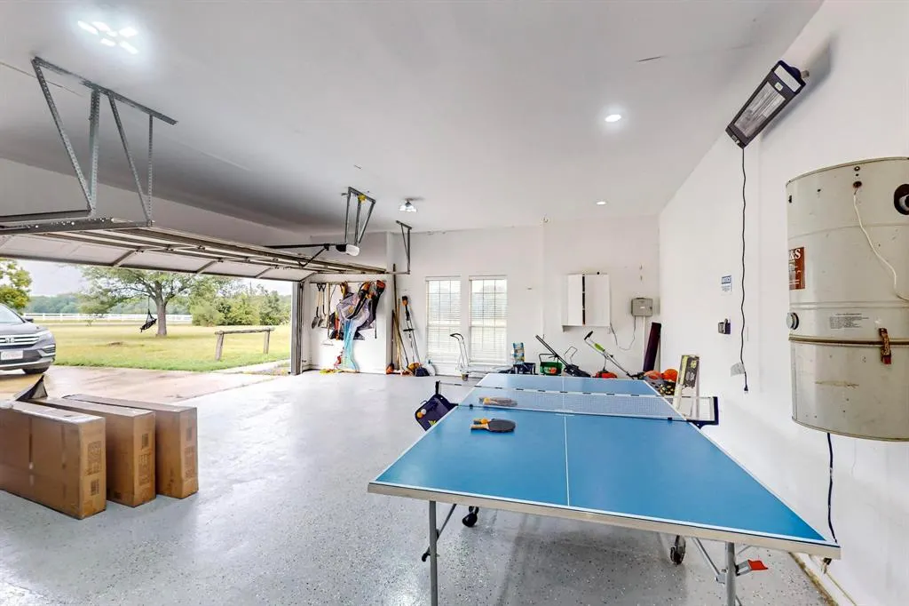 4908 Glenwood Lane