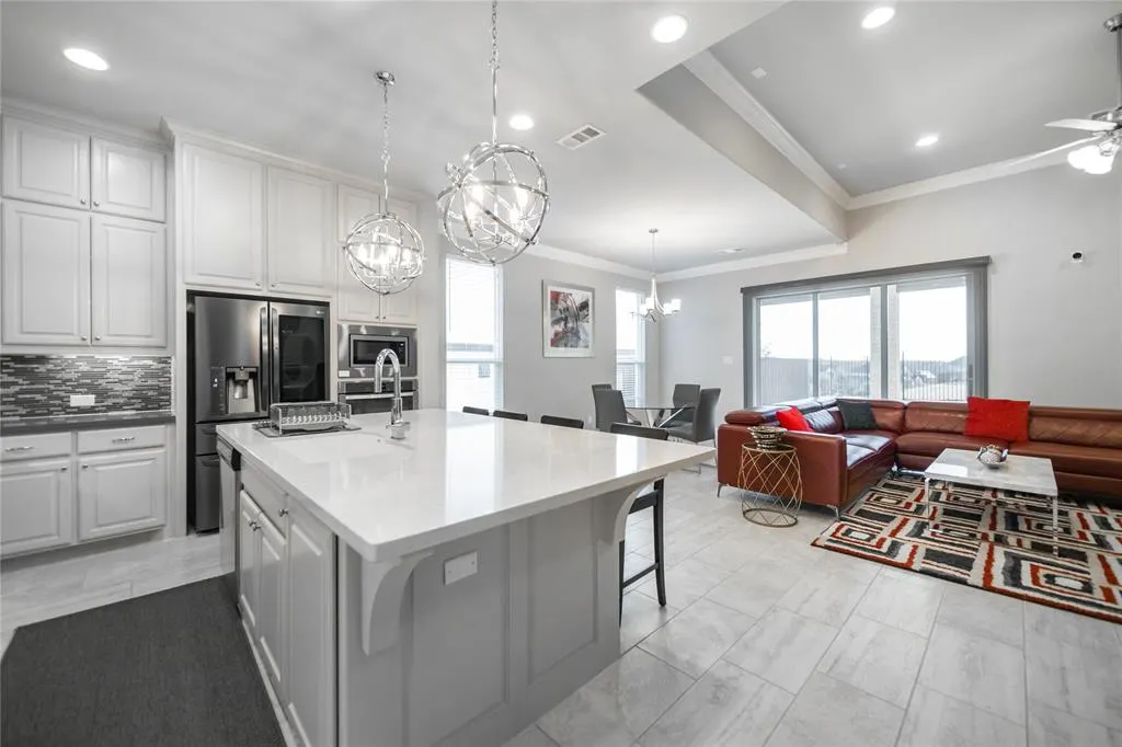 7005 Homestead Drive