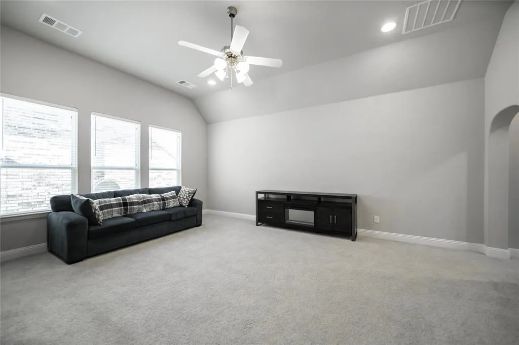 7005 Homestead Drive